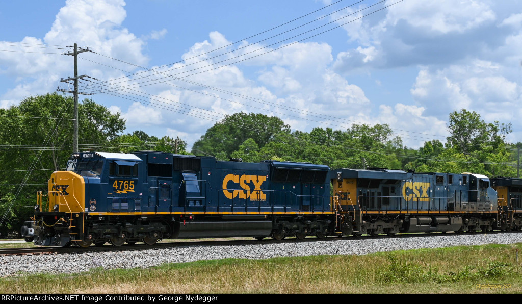 CSX 4765 & 5415